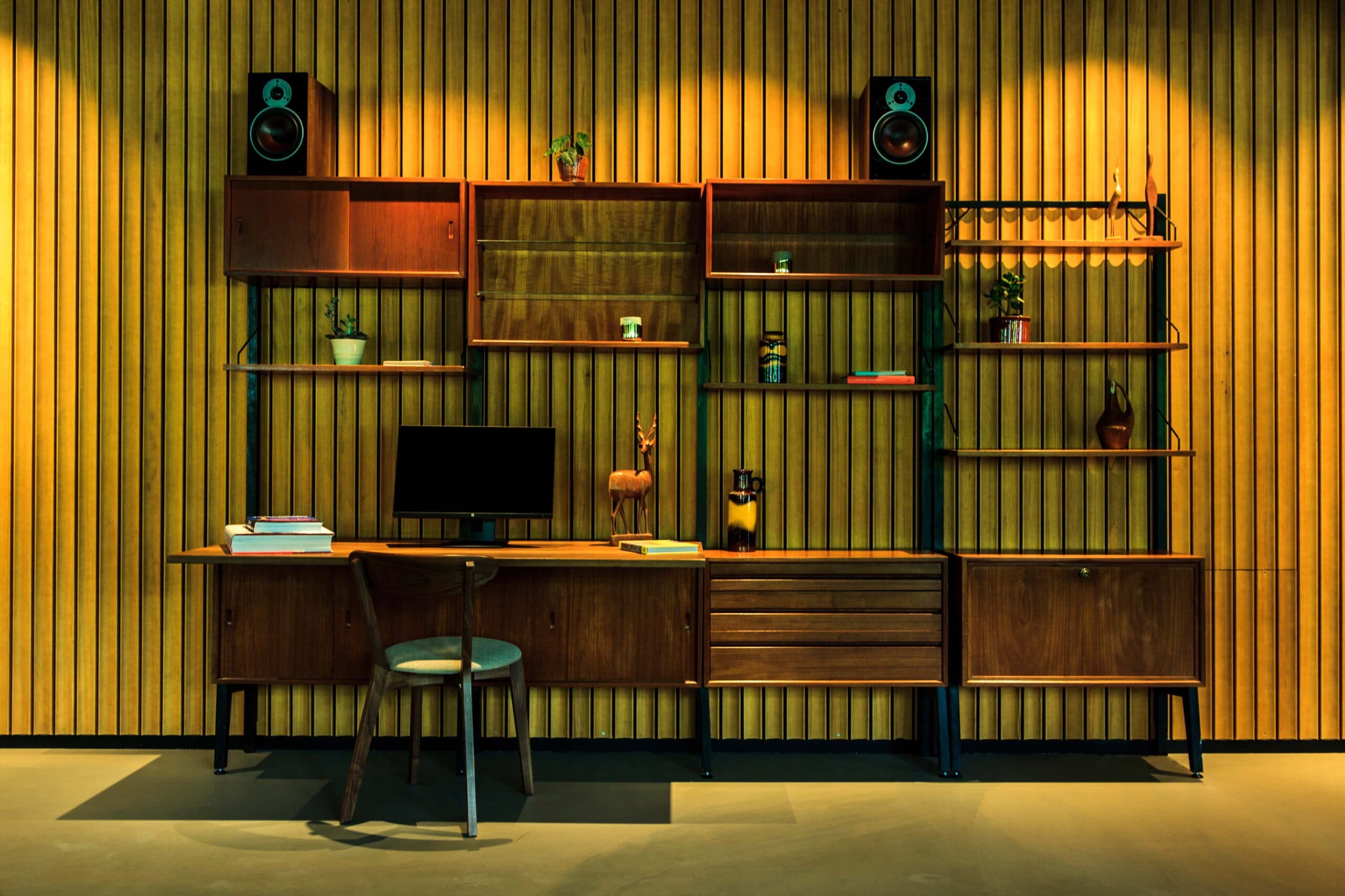 Hotel V